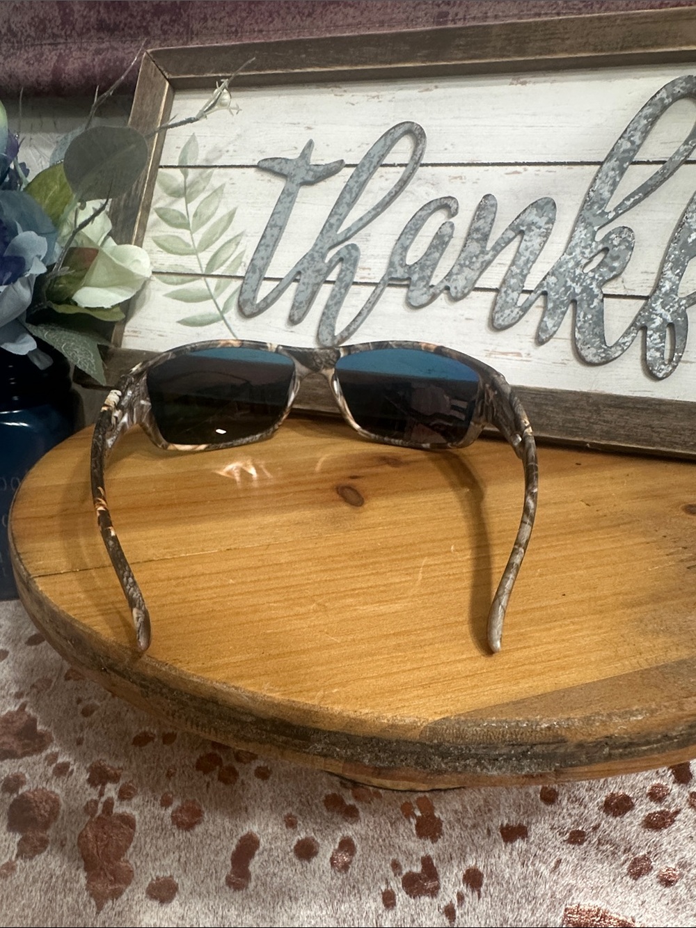 Men's Sport Sunglasses with Amber Mirrored Lenses - Patterned  camo Frame - Picture 4 of 5